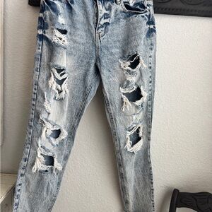 KanCan Distressed Blue Jeans for Women.  (C)